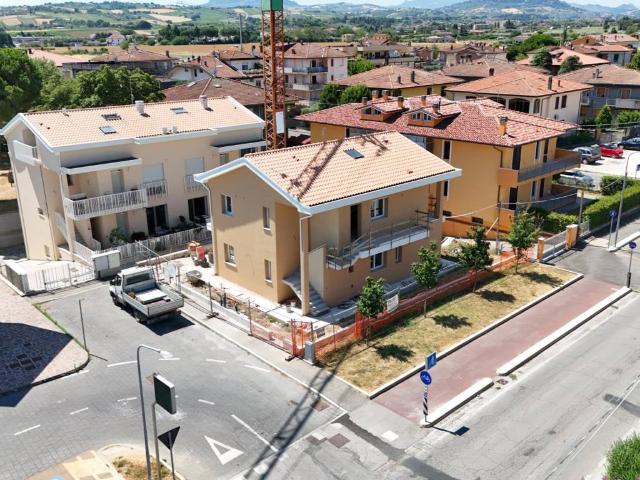 Appartamento in vendita a Santarcangelo di Romagna RN