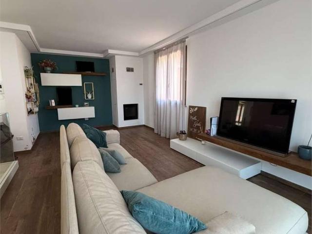 Appartamento in vendita a Santarcangelo di Romagna RN