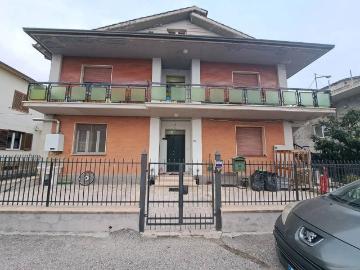Appartamento in vendita a Sant'Egidio alla Vibrata TE