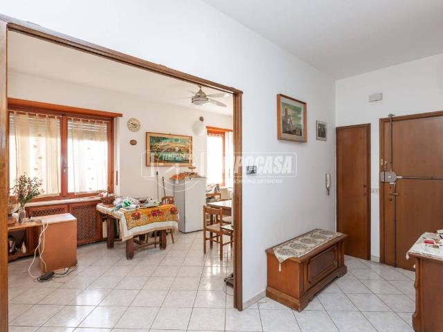 Appartamento in vendita a Santena TO