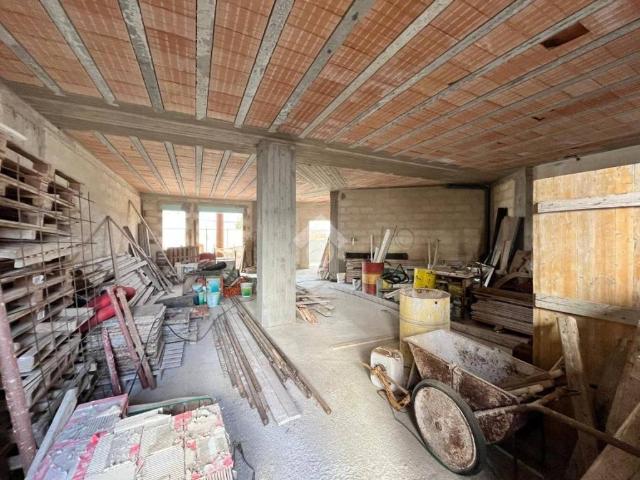 Casa indipendente in vendita a Santeramo in Colle BA