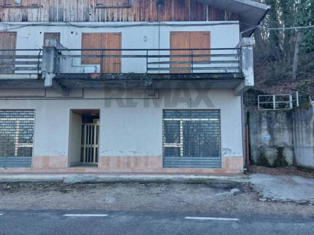 Appartamento in vendita a Sant'Eufemia a Maiella PE