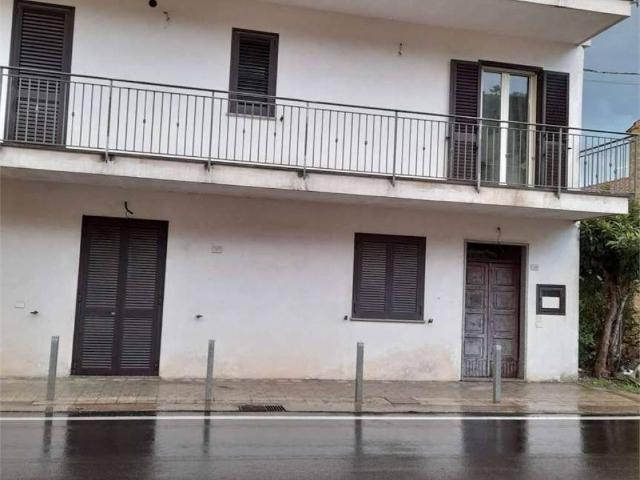 Appartamento in vendita a Santi Cosma e Damiano LT
