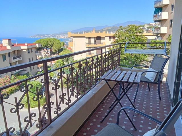 Appartamento in vendita a Santo Stefano al Mare IM