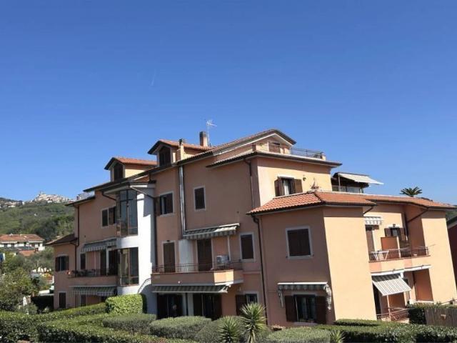 Appartamento in vendita a Santo Stefano di Magra SP