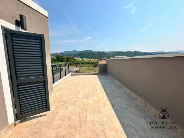 Appartamento in vendita a Santo Stefano di Magra via Ugo La Malfa, 25