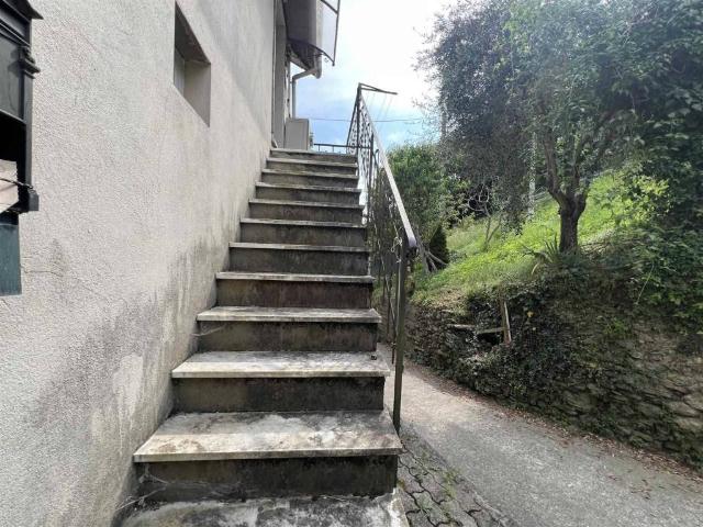 Appartamento in vendita a Sant'Olcese GE