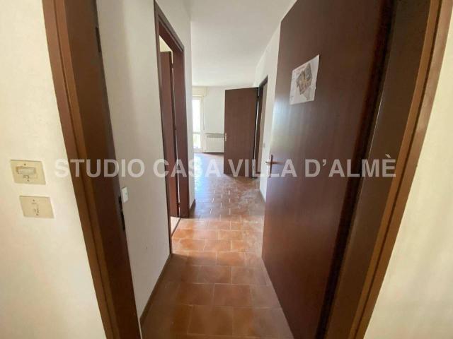 Appartamento in vendita a Sant'Omobono Terme