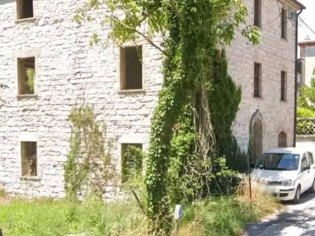 Appartamento in vendita a Sassoferrato AN