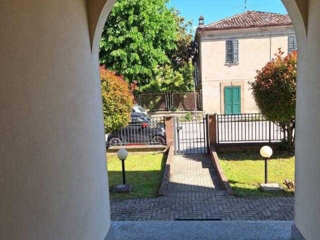 Appartamento in vendita a Sarmato PC