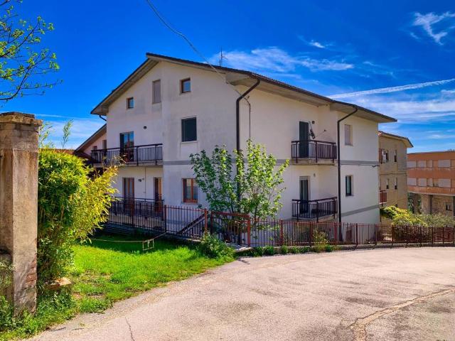 Appartamento in vendita a Sarnano MC
