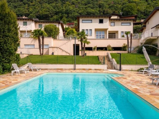 Villa in vendita a Sarnico BG