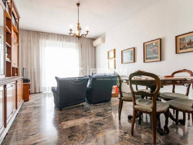 Appartamento in vendita a Saronno VA