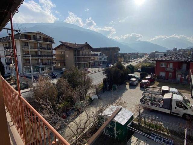 Appartamento in vendita a Sarre AO