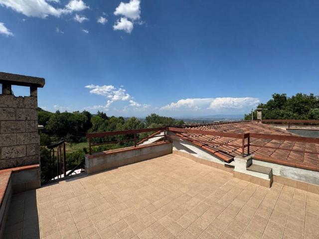 Appartamento in vendita a Sarteano SI