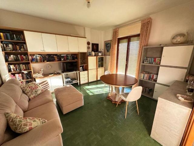 Appartamento in vendita a Sarzana SP