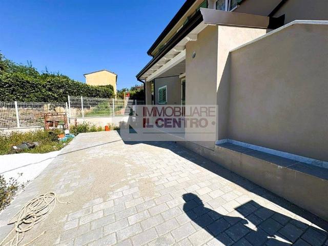 Appartamento in vendita a Sarzana SP