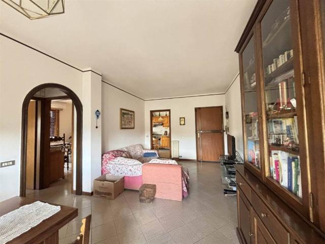 Appartamento in vendita a Sarzana SP