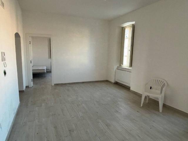 Appartamento in vendita a Sarzana SP
