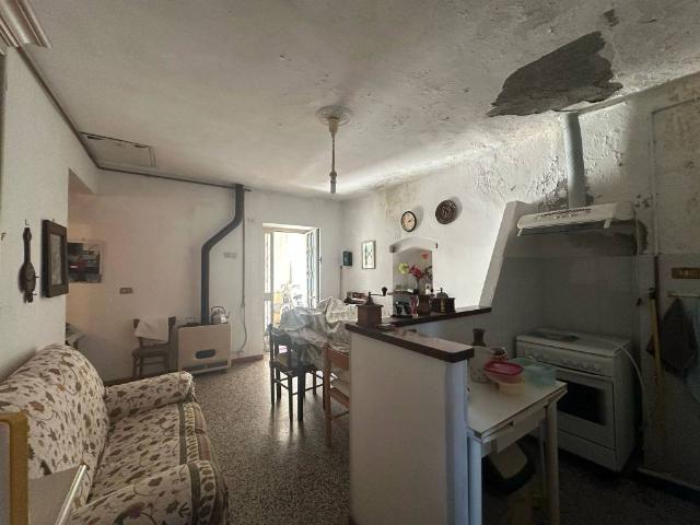Appartamento in vendita a Sarzana SP