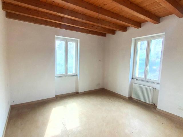 Appartamento in vendita a Sarzana SP