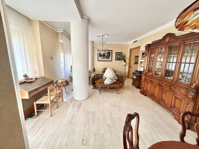 Appartamento in vendita a Savona SV