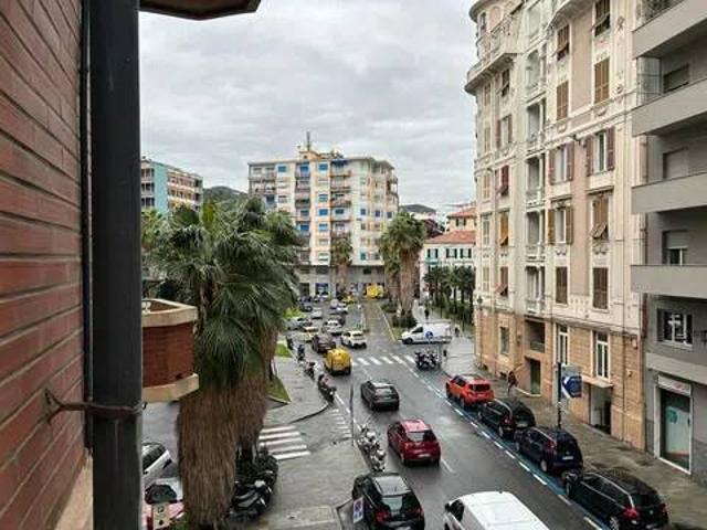 Appartamento in vendita a Savona SV