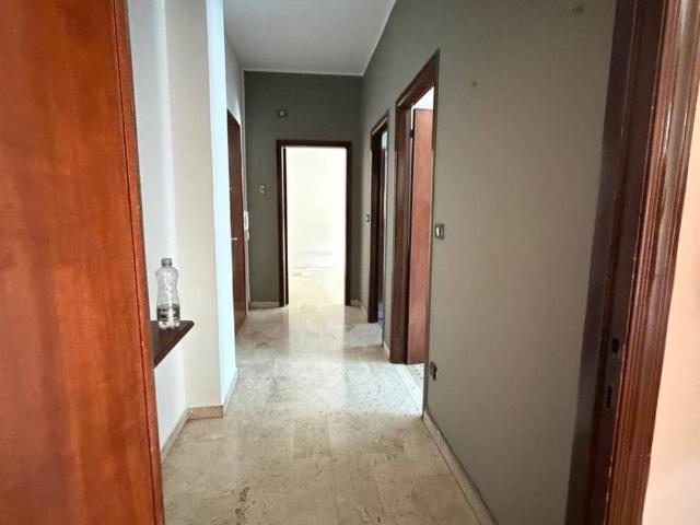 Appartamento in vendita a Savona SV