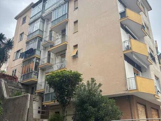 Appartamento in vendita a Savona SV