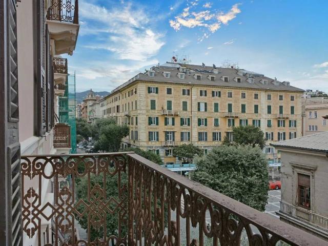 Appartamento in vendita a Savona SV