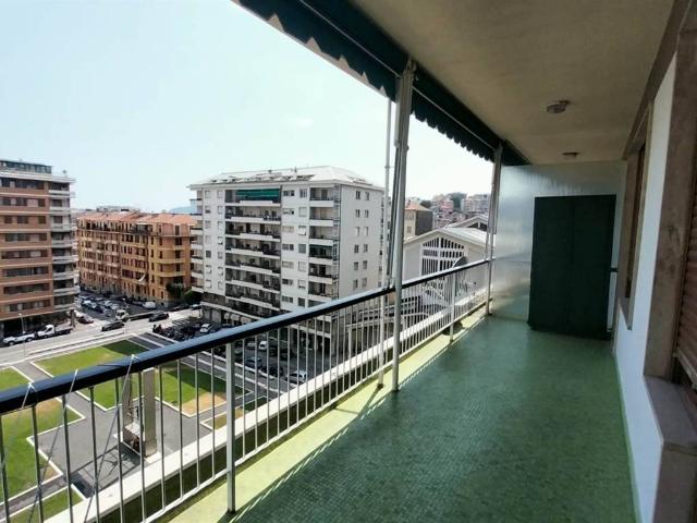 Appartamento in vendita a Savona SV