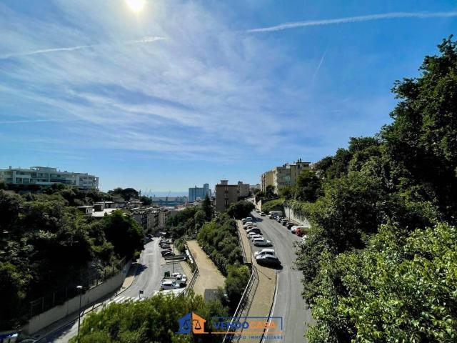 Appartamento in vendita a Savona SV