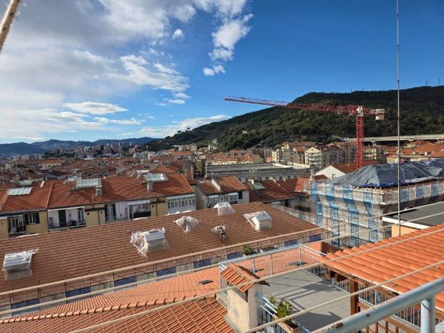 Appartamento in vendita a Savona SV