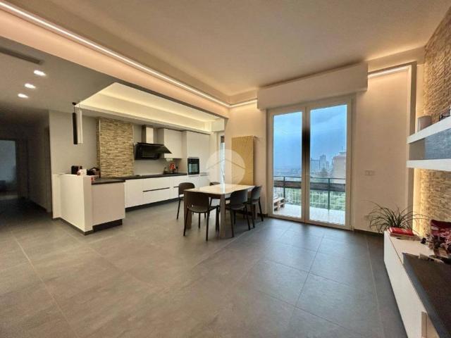 Appartamento in vendita a Savona SV