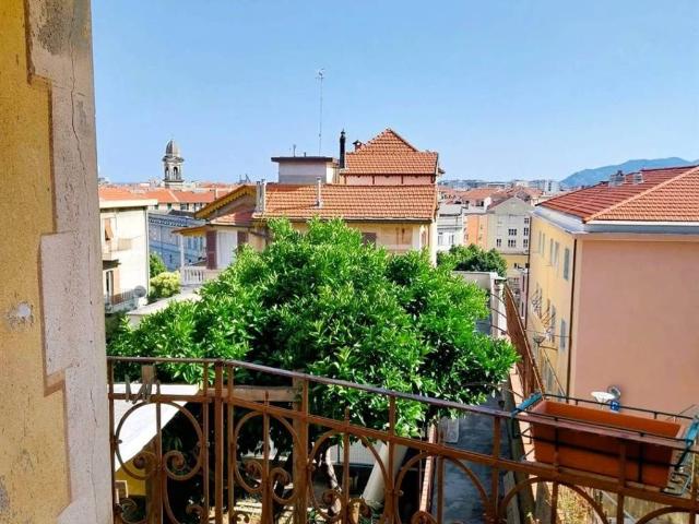 Appartamento in vendita a Savona SV