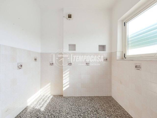 Appartamento in vendita a Savona SV