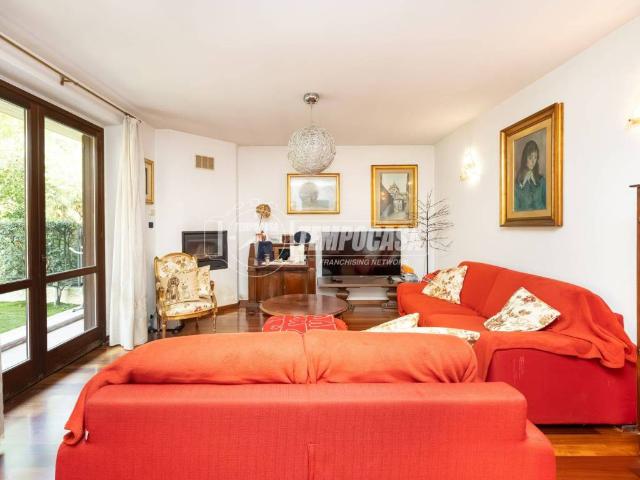 Appartamento in vendita a Scanzorosciate BG