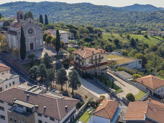 Appartamento in vendita a Scanzorosciate BG