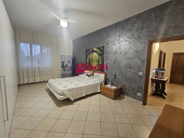 Appartamento in vendita a Scandicci piazza Palmiro Togliatti