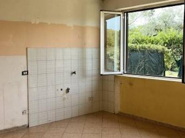 Appartamento in vendita a Scandriglia RI