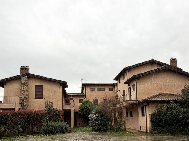 Appartamento in vendita a Scansano GR