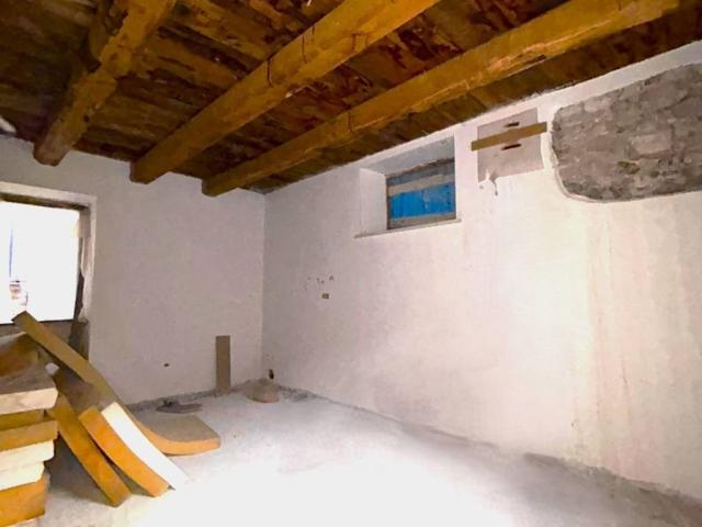 Appartamento in vendita a Scheggino PG