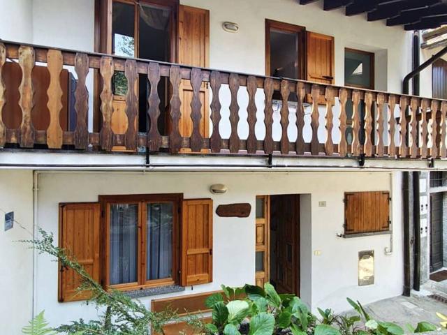 Appartamento in vendita a Schignano