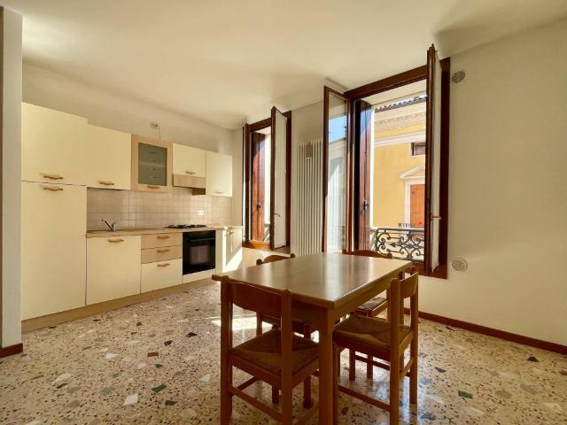 Appartamento in vendita a Schio VI