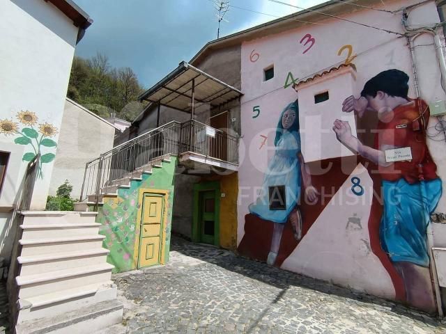 Appartamento in vendita a Scontrone