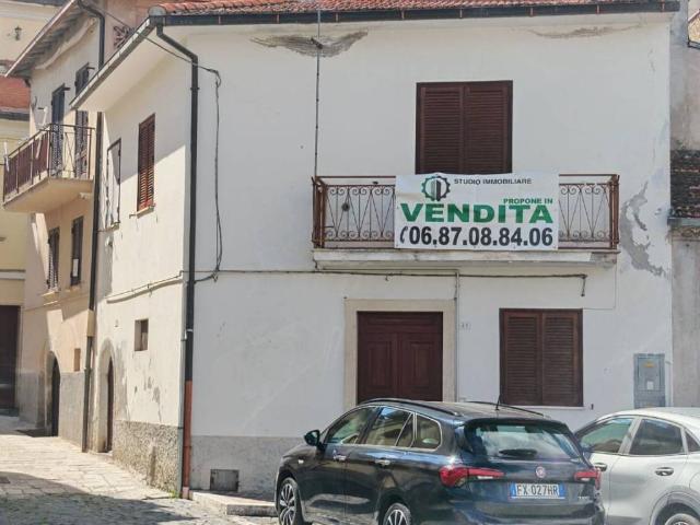 Appartamento in vendita a Scurcola Marsicana AQ