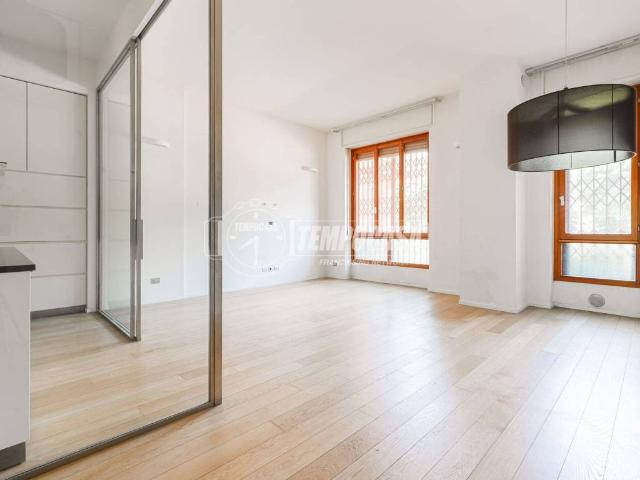 Appartamento in vendita a Segrate MI