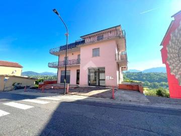 Appartamento in vendita a Selci RI