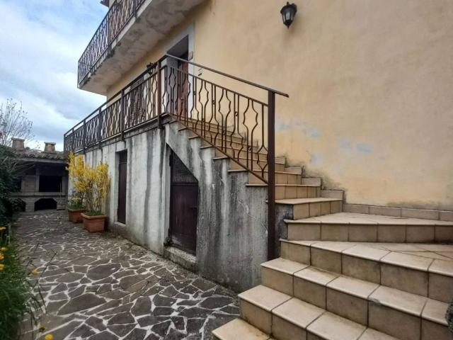 Appartamento in vendita a Sellano PG