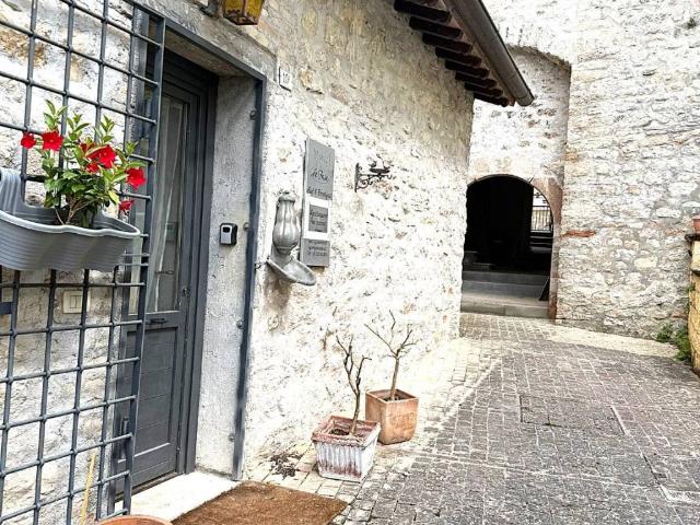 Appartamento in vendita a Sellano PG